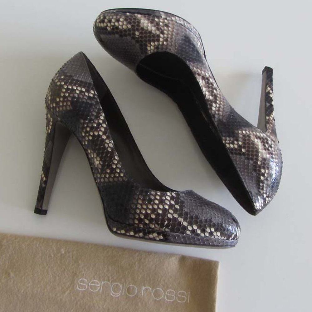 Sergio Rossi Exotic Python Platform Pumps 36 /6 Us - image 4